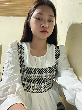 Mayy1 online show from May 2026 02:05:02 AM