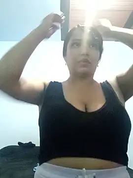 Snapshot of Hott_Sweet chatting on September 2025 01:53:01 AM Hott Sweet online show from September 2025 01:53:01 AM