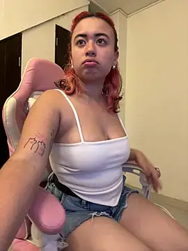 Snapshot of Mary_Vans chatting on July 2026 11:33:02 PM Mary Vans online show from July 2026 11:33:02 PM