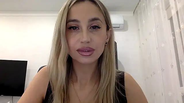 Jeyvaris online show from November 2025 02:43:02 PM