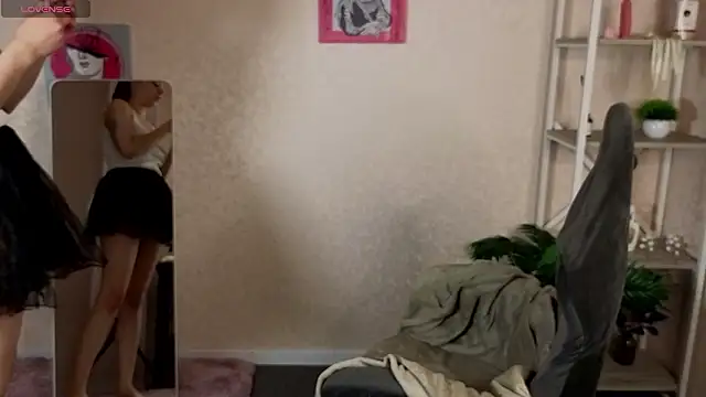 Al1ice Moures online show from March 2026 09:17:02 AM