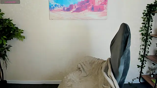 Al1ice Moures online show from March 2026 09:24:02 AM