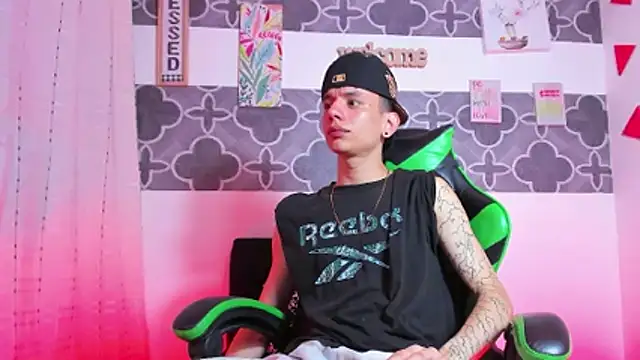 Skinny batman online show from December 2025 11:56:01 PM