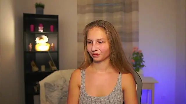 emmie murray online show from December 2025 02:23:02 PM