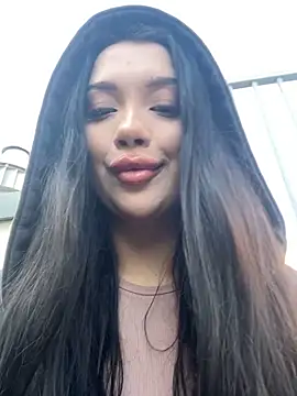 kiss Lissa online show from November 2025 09:45:01 AM