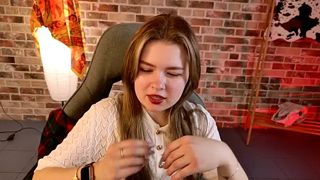 HaleySun online show from October 2025 01:20:01 PM