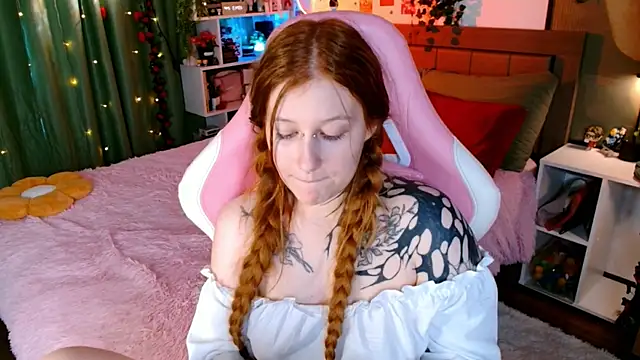 Ayla Hicks online show from June 2026 09:14:01 AM