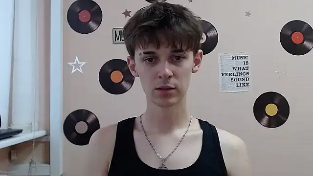 Snapshot of Hoot_Dude_ chatting on October 2025 01:31:01 PM Hoot Dude online show from October 2025 01:31:01 PM