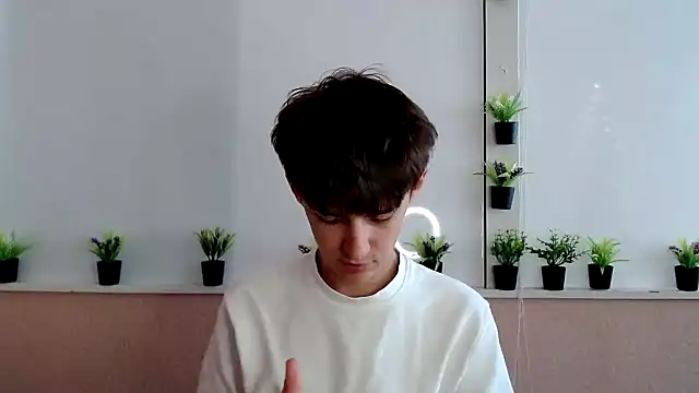 Snapshot of Hoot_Dude_ chatting on October 2025 11:55:01 AM Hoot Dude online show from October 2025 11:55:01 AM