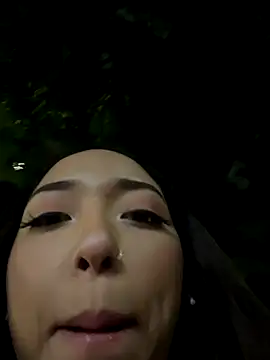 Snapshot of emily__walker chatting on October 2025 11:05:01 PM emily walker online show from October 2025 11:05:01 PM