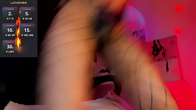 Nicolle Ferran online show from November 2025 01:12:02 PM