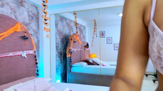 Snapshot of Aliss_Star chatting on October 2025 12:07:02 PM Aliss Star online show from October 2025 12:07:02 PM