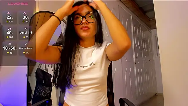 Snapshot of cherry_bunnyx chatting on October 2025 03:37:01 AM cherry bunnyx online show from October 2025 03:37:01 AM