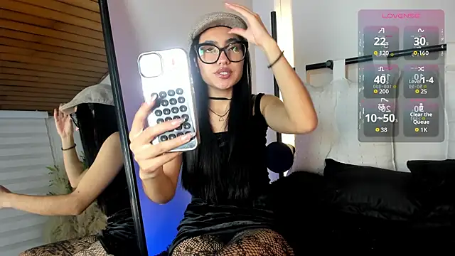 Snapshot of cherry_bunnyx chatting on November 2025 04:23:02 AM cherry bunnyx online show from November 2025 04:23:02 AM