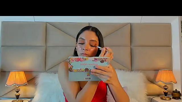 MayaDeLuca online show from January 2026 01:04:01 PM