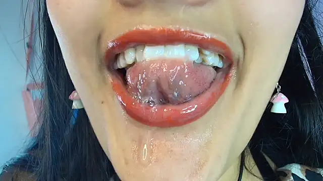 Snapshot of Hinata_21_ chatting on October 2025 06:42:02 PM Hinata 21 online show from October 2025 06:42:02 PM