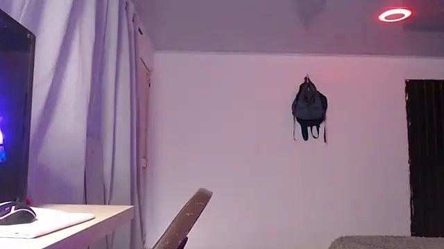 LittleCheerry69 online show from October 2025 07:48:02 PM