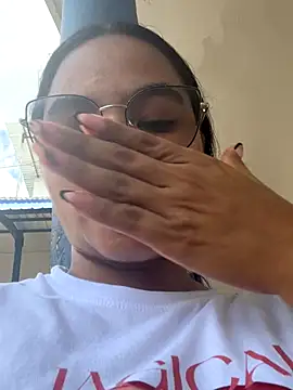 Snapshot of britanny-stone chatting on October 2025 08:39:01 PM britanny-stone online show from October 2025 08:39:01 PM