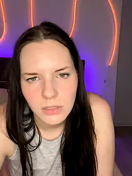 Snapshot of Mila-Jasmin chatting on October 2025 09:32:02 PM Mila-Jasmin online show from October 2025 09:32:02 PM