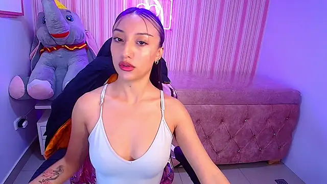 Branndy ch online show from October 2025 04:26:01 PM