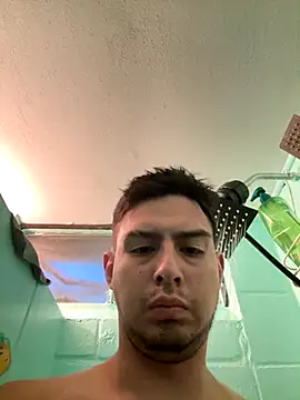 juanjR11 online show from October 2025 09:24:01 PM