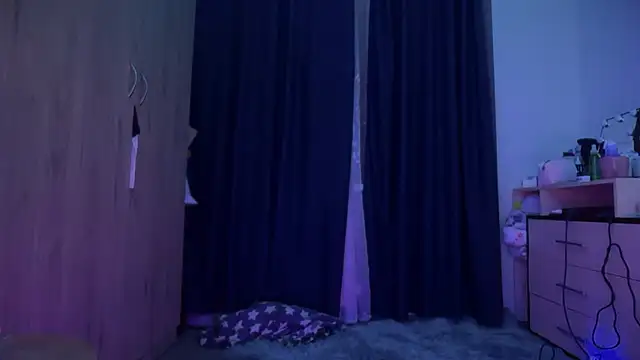 CandysRose online show from October 2025 08:40:01 PM