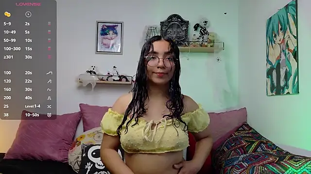 LucyDerby online show from October 2025 11:31:01 PM