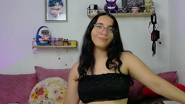 LucyDerby online show from February 2026 01:43:02 AM