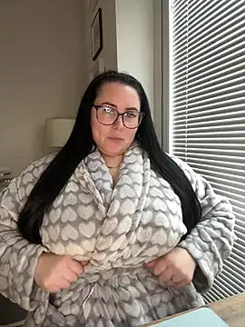 Ruby-Black online show from March 2026 11:17:02 AM