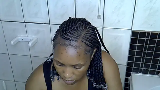 Bellabootie online show from November 2025 07:57:01 PM