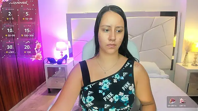 Natasha Kiim  online show from March 2026 04:18:02 AM