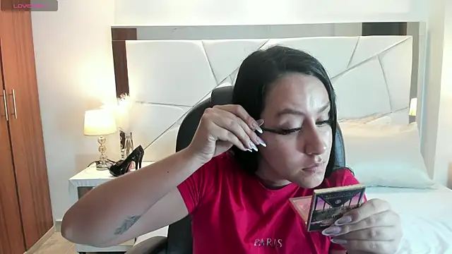 Natasha Kiim  online show from May 2026 03:23:01 AM