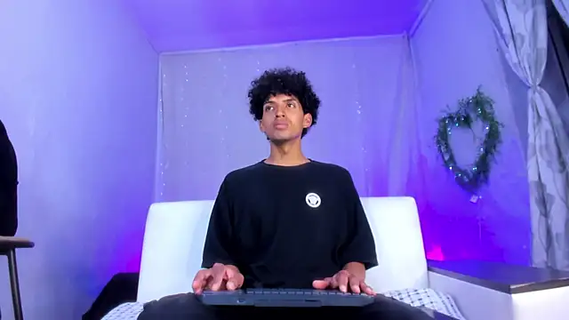 josesweet  online show from October 2025 04:31:01 PM