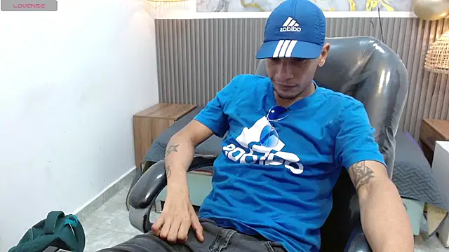 JackBanger  online show from October 2025 04:19:01 PM