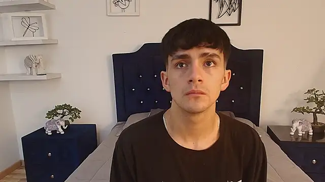 Snapshot of Axel_Draven chatting on October 2025 11:17:01 AM Axel Draven online show from October 2025 11:17:01 AM