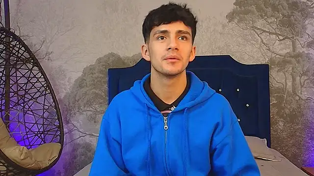 Snapshot of Axel_Draven chatting on October 2025 11:36:01 AM Axel Draven online show from October 2025 11:36:01 AM