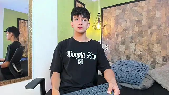 Snapshot of Axel_Draven chatting on November 2025 11:18:02 AM Axel Draven online show from November 2025 11:18:02 AM