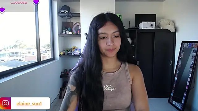 Snapshot of elaine_sun1 chatting on May 2026 10:37:02 PM elaine sun1 online show from May 2026 10:37:02 PM