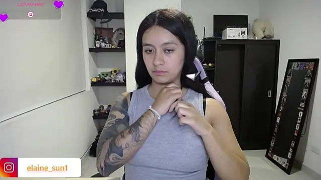 Snapshot of elaine_sun1 chatting on May 2026 10:50:03 PM elaine sun1 online show from May 2026 10:50:03 PM