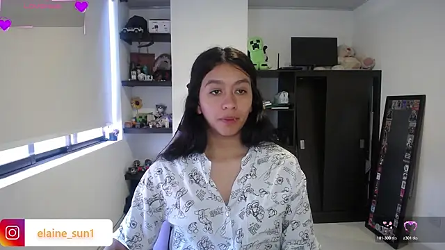 Snapshot of elaine_sun1 chatting on June 2026 10:15:02 PM elaine sun1 online show from June 2026 10:15:02 PM