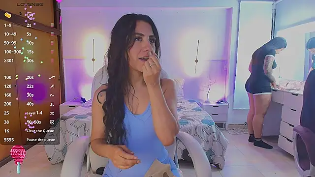 kloe28 online show from June 2026 03:38:02 AM