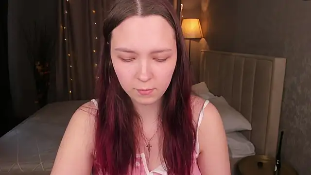 Monica  Queen online show from April 2026 05:32:01 AM