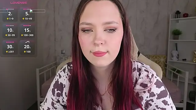 Monica  Queen online show from May 2026 05:34:02 AM