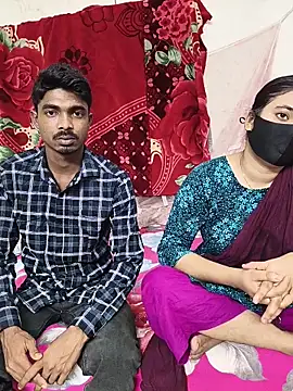 Love Queen11 online show from March 2026 04:24:01 PM