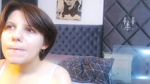 WendyChantal online show from October 2025 04:02:02 AM