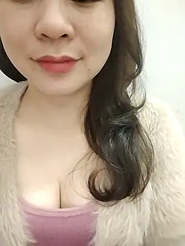 Girl Shy2000 online show from February 2026 11:42:02 PM