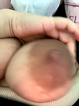 Snapshot of kamdan12 chatting on October 2025 05:06:01 AM kamdan12 online show from October 2025 05:06:01 AM