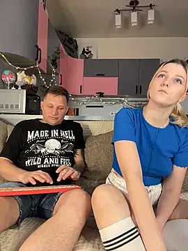 Snapshot of Crystal_Neko chatting on April 2026 09:31:01 PM Crystal Neko online show from April 2026 09:31:01 PM