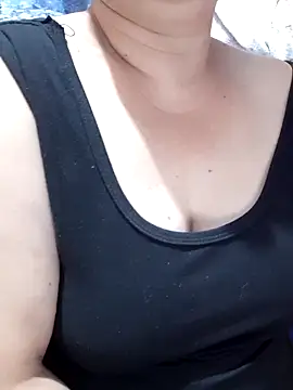 Kimkhaepretty online show from February 2026 01:43:01 PM