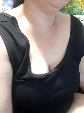 Kimkhaepretty online show from February 2026 01:03:02 PM